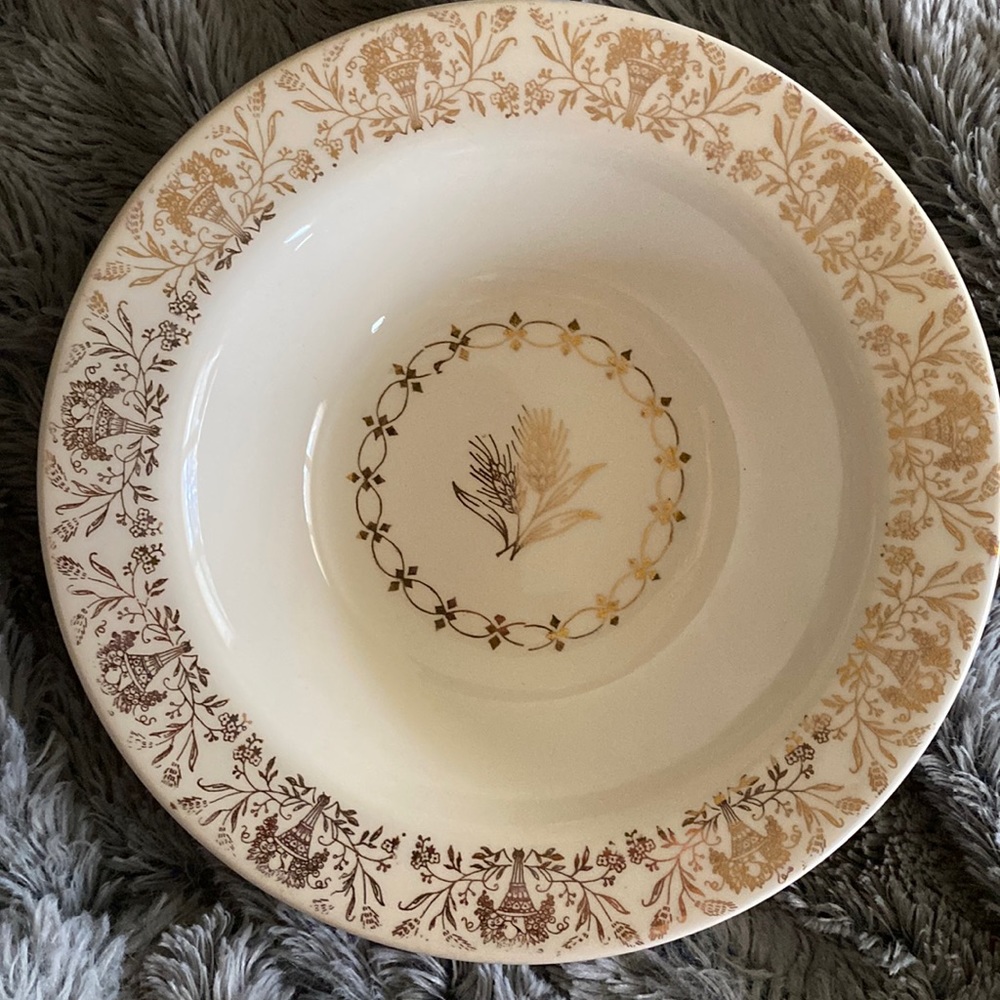(4) Edwards Knowles desert/cereal bowls